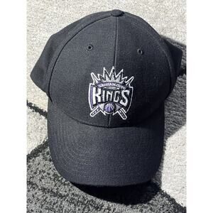 Vintage Twins Sacramento Kings NBA Black Adjustable Logo Cap Hat